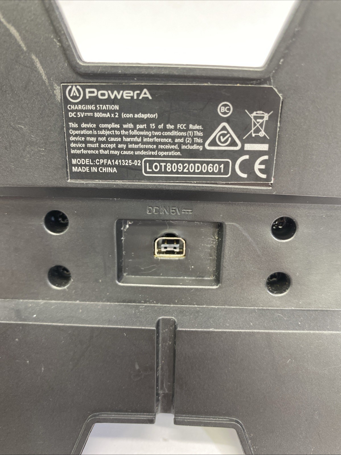 PowerA CPFA141325-02 DualShock 4 Controller Charging Station No Cord!
