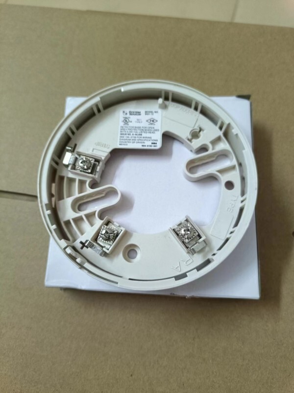 10-Pack NOTIFIER Universal Detector Base B501