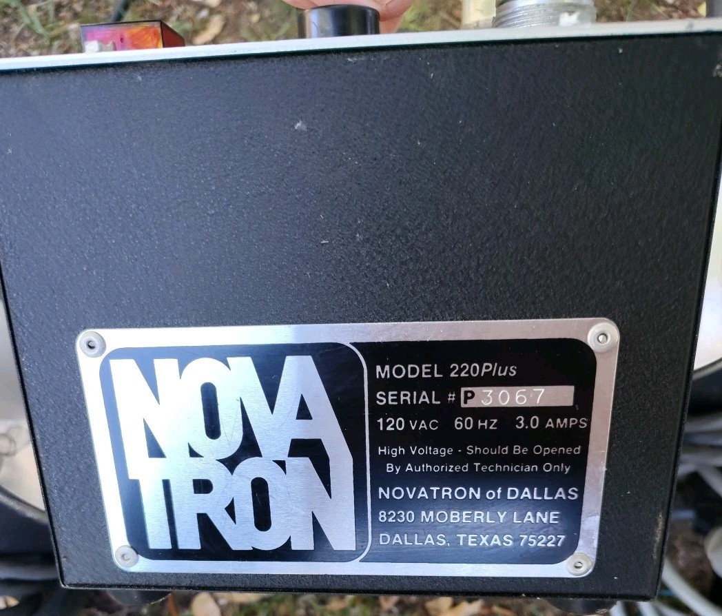 Novatron 220 Plus Studio Lighting
