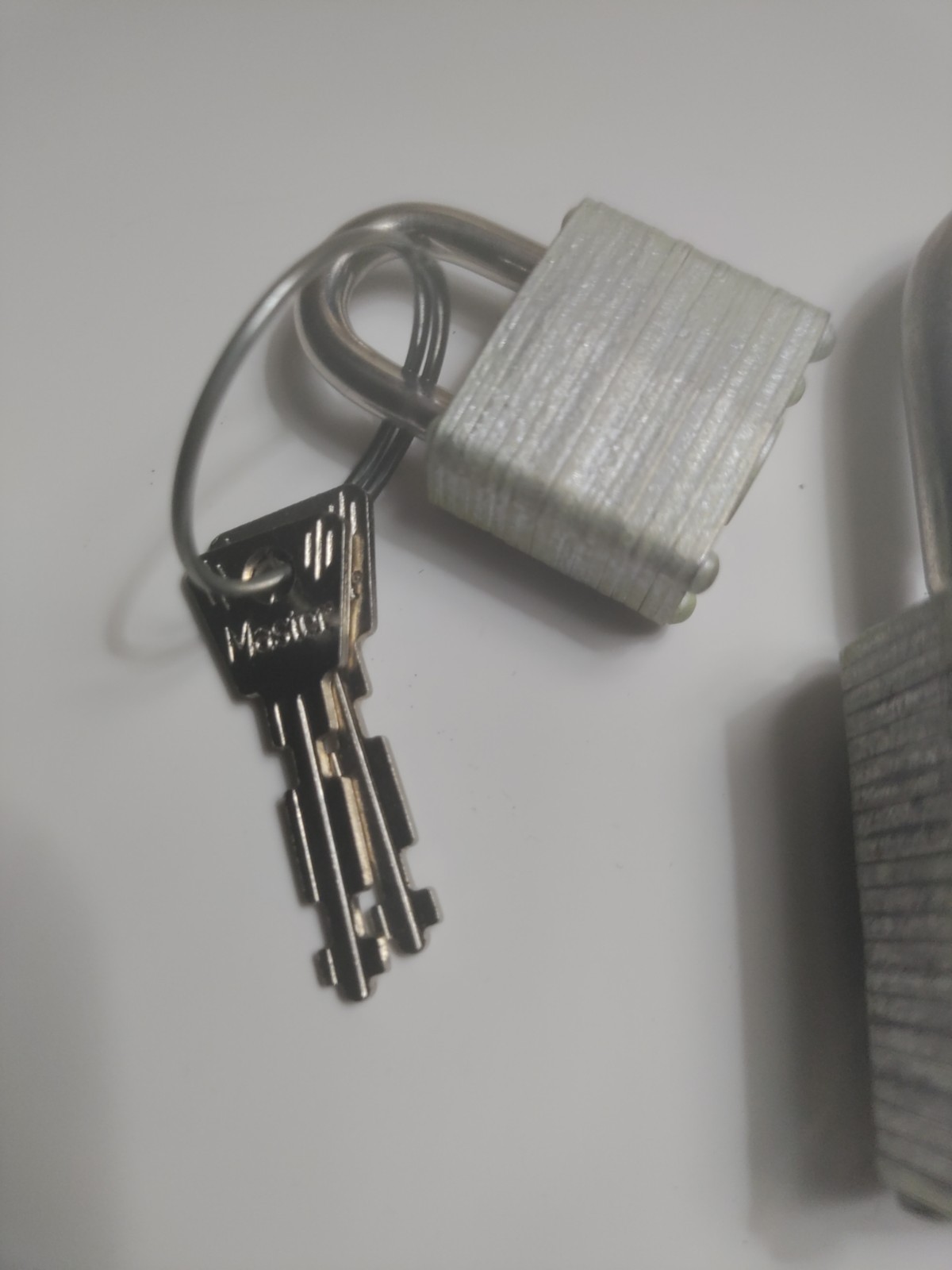 🌟Vintage Master Lock with Keys Lot🌟