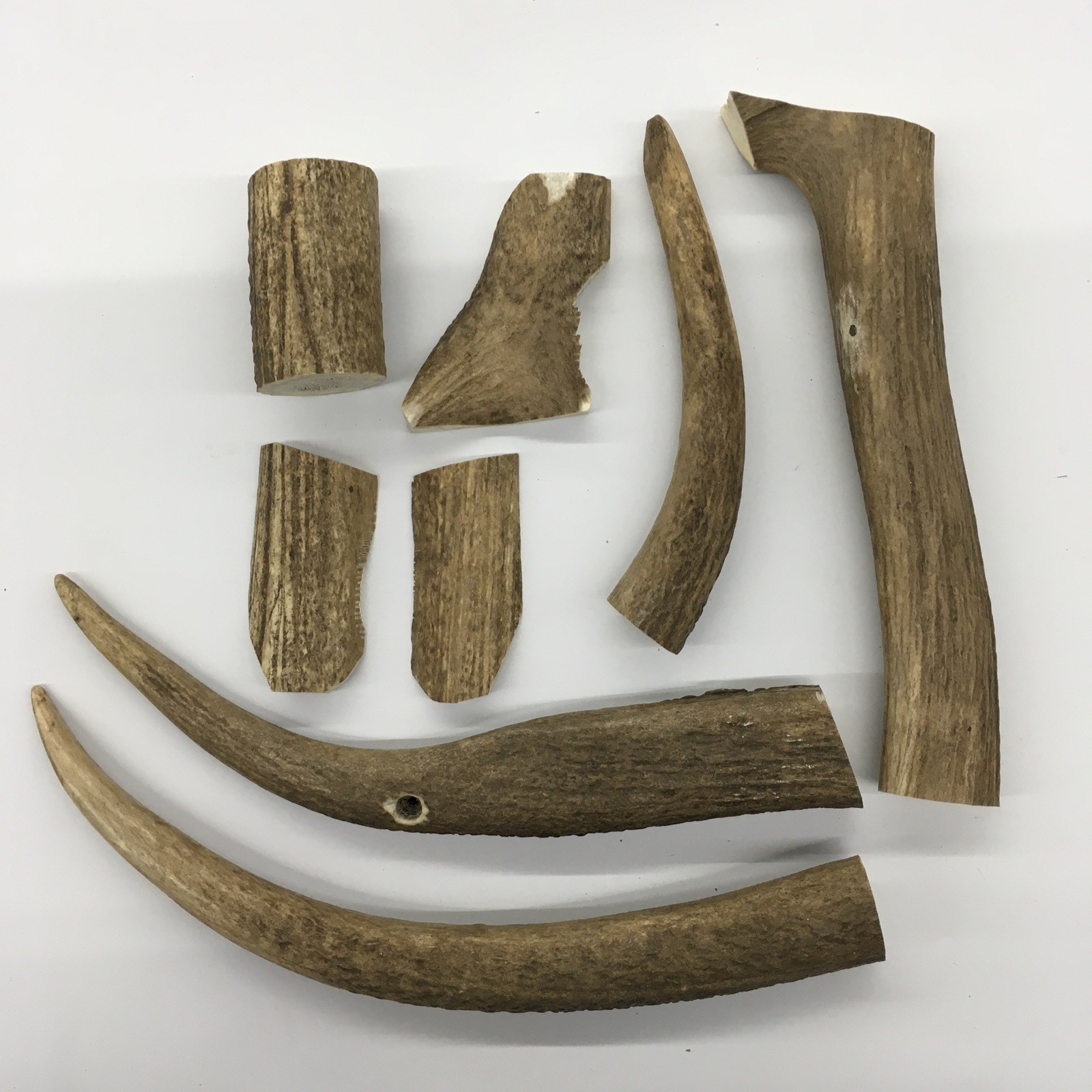 Antlers Knife Axe Handles (Lot Of 8 Pieces)