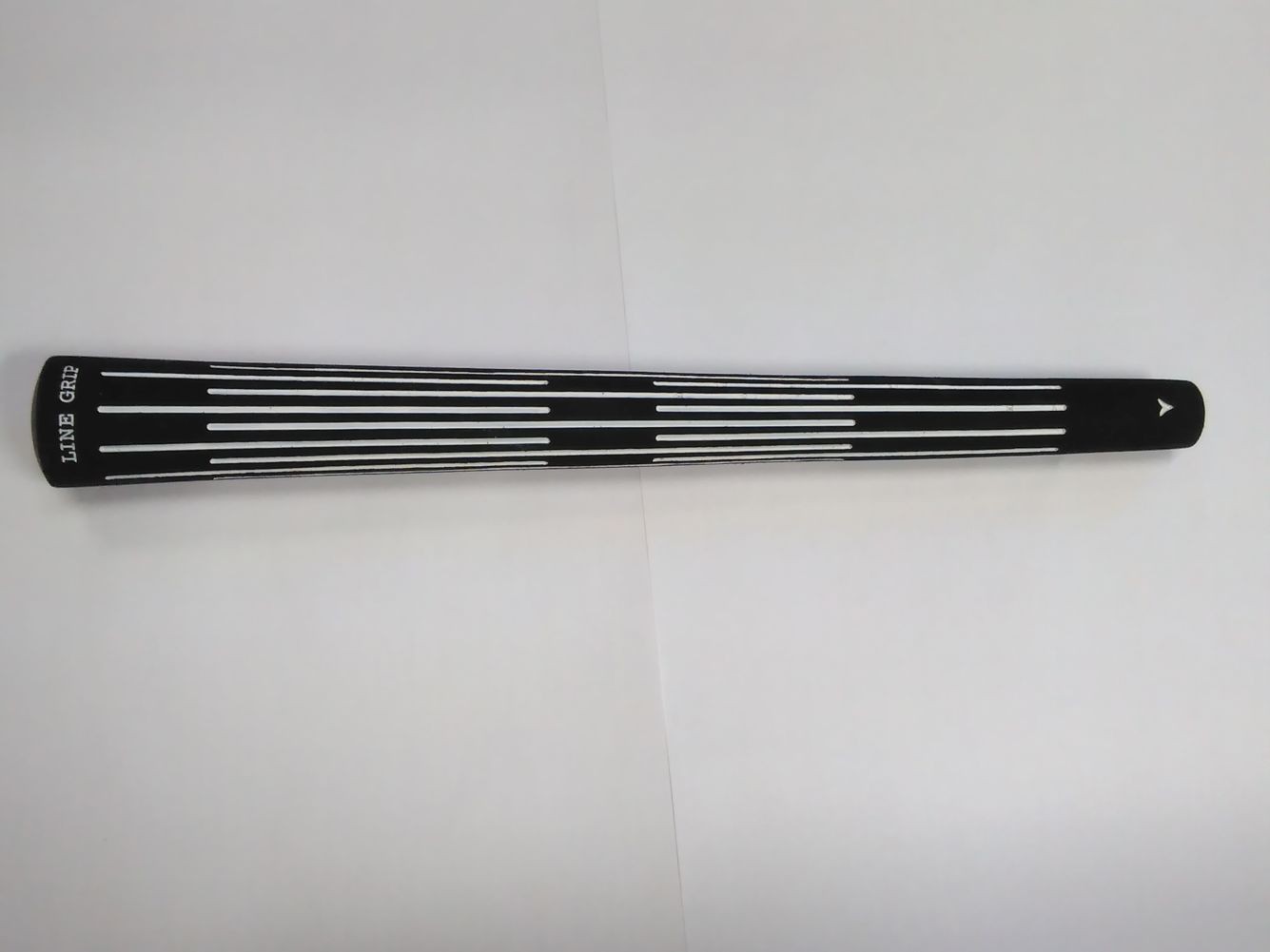 Tacki-Mac White Line Grip (Black/White Vertical Lines, Midsize) 60R 62g NEW