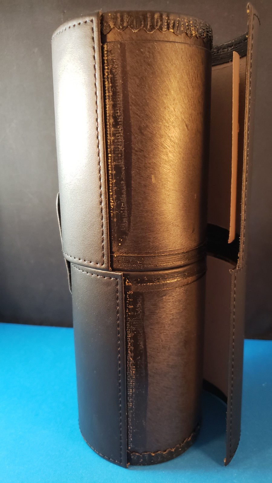 NIRE Cosmetics LEATHER  9" tall Tube w/ SNAPS MAKE-UP BRUSH HOLDER  No Brushes!