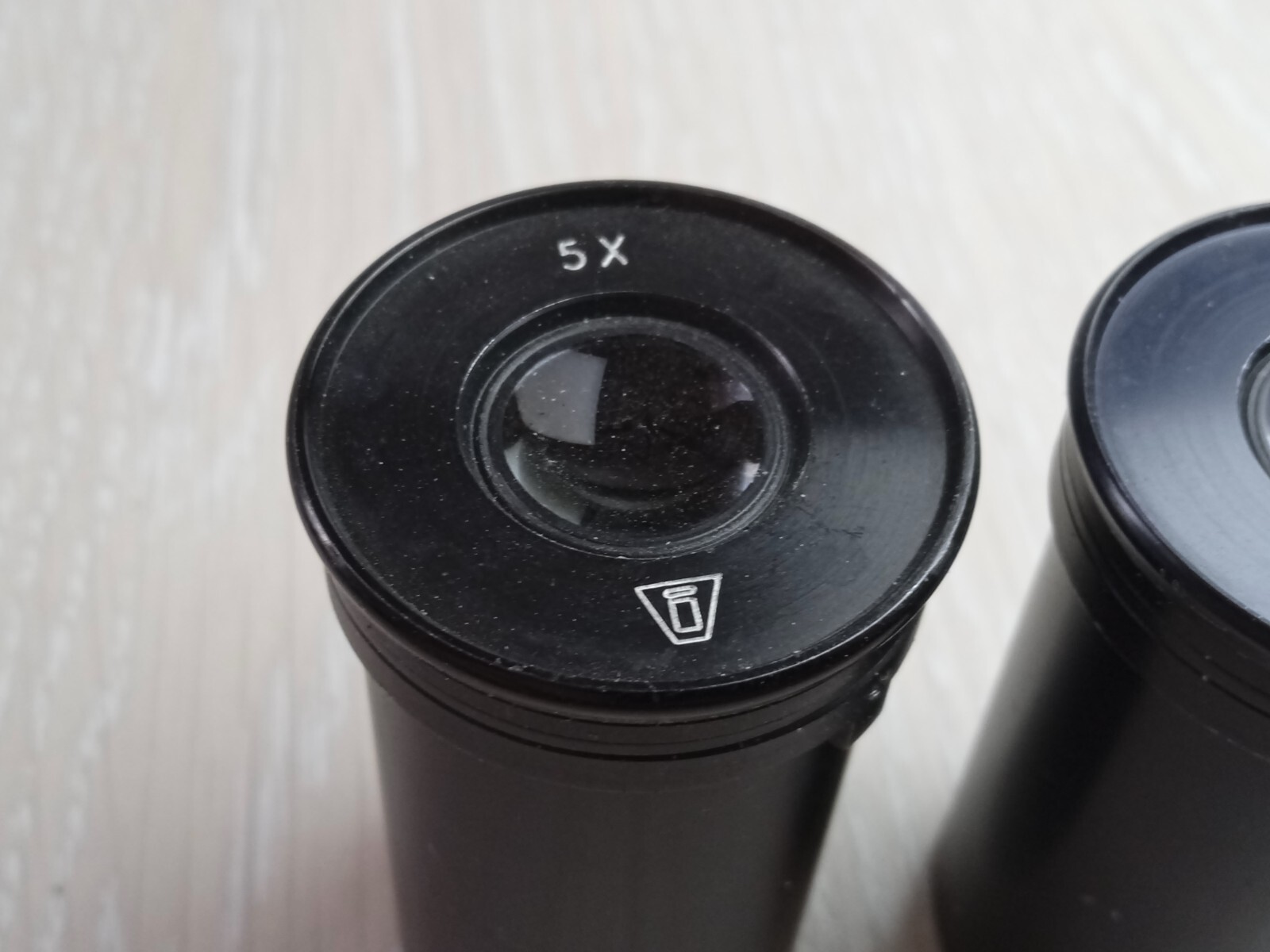 VINTAGE PAIR 5X EYEPIECE MICROSCOPE #0202