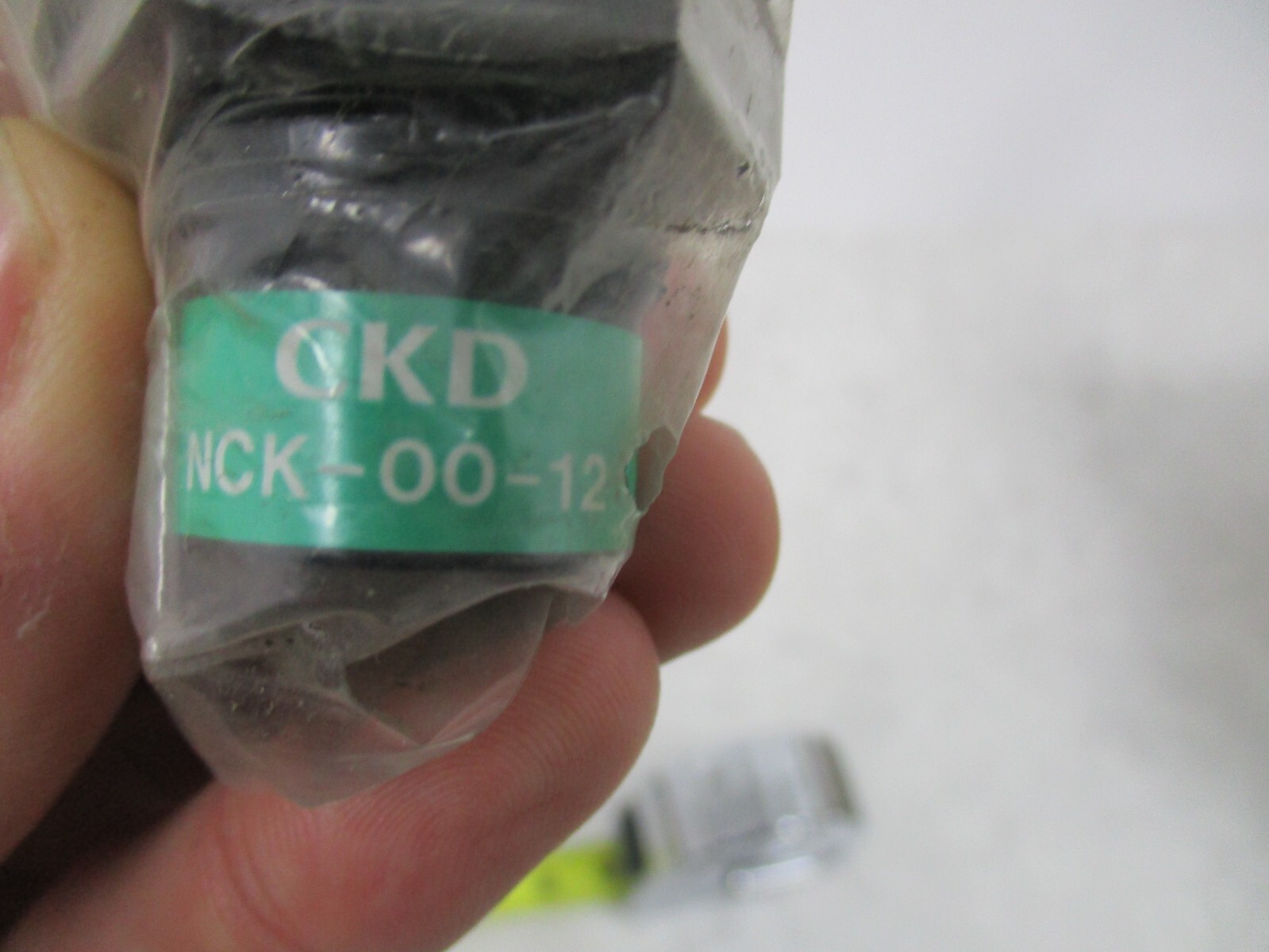 CKD NCK-00-12 SHOCK ABSORBER, V0390