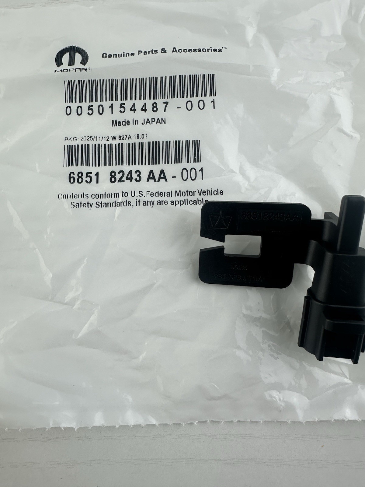 New Genuine Mopar Sensor-Ambient Temperature 68518243AA OEM