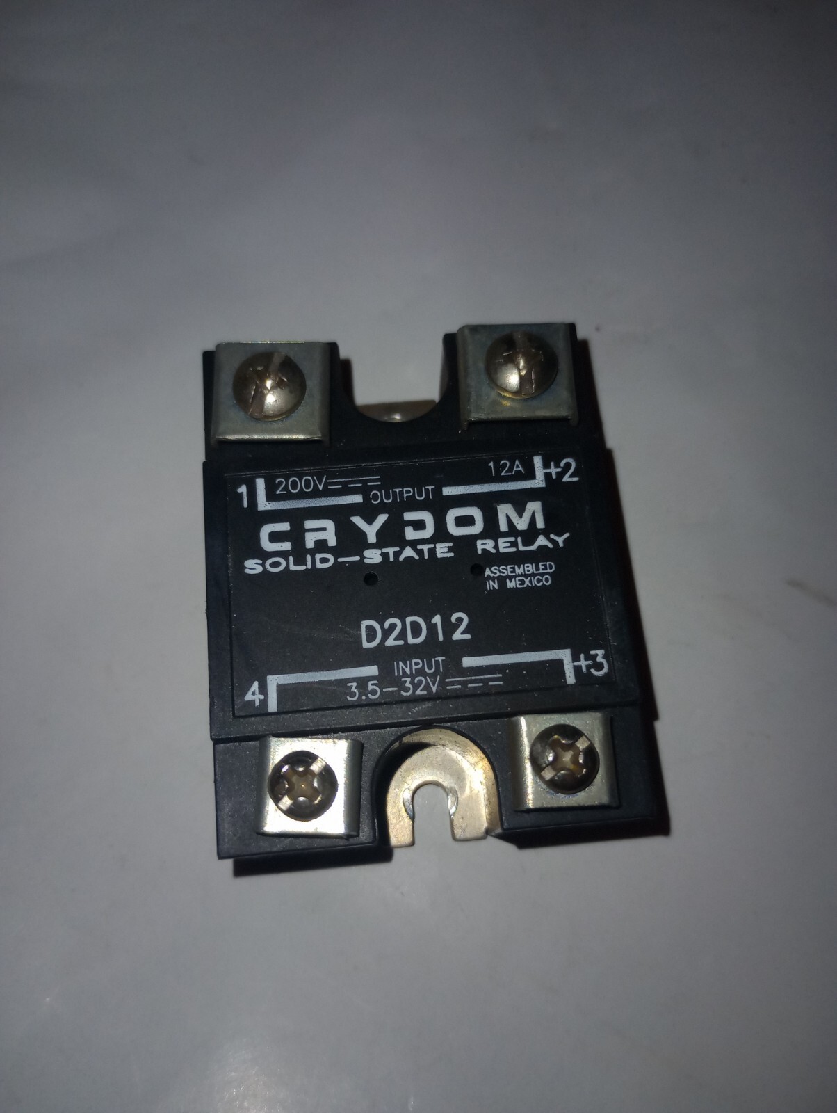 NEW GENUINE CRYDOM D2D12 SOLID STATE RELAY