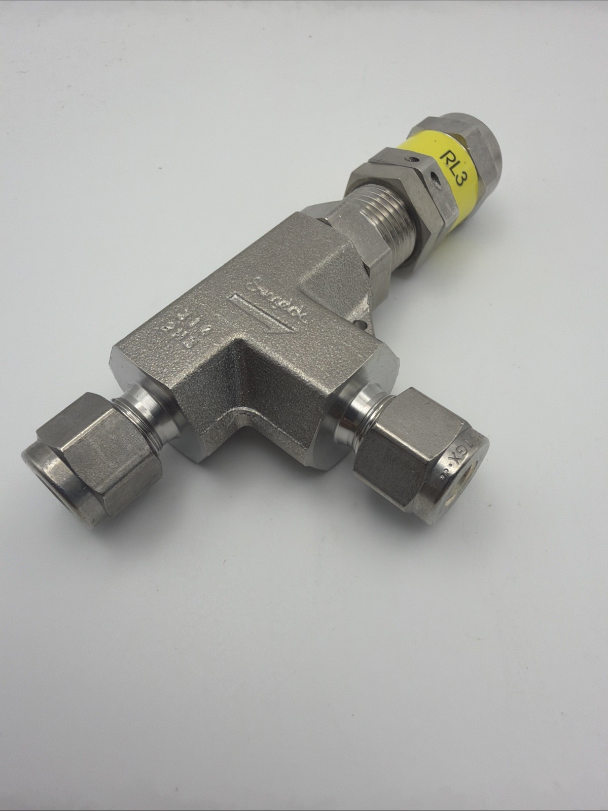 Swagelok SS-RL3S4 Stainless Steel  Relief Valve, 1/4" Tubing OD, 10-225 PSIG