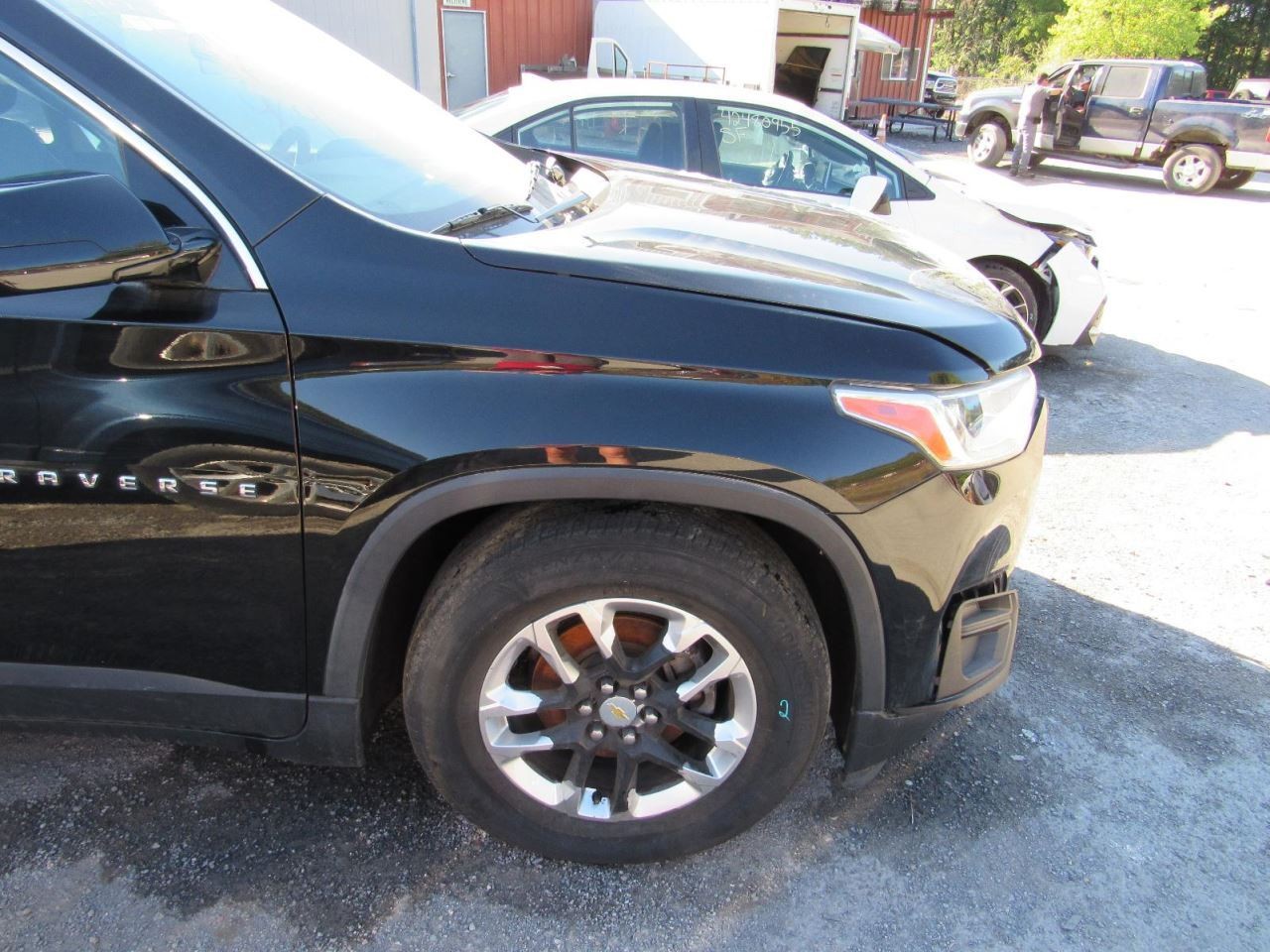 TRAVERSE 2019 Glove Box 1076809