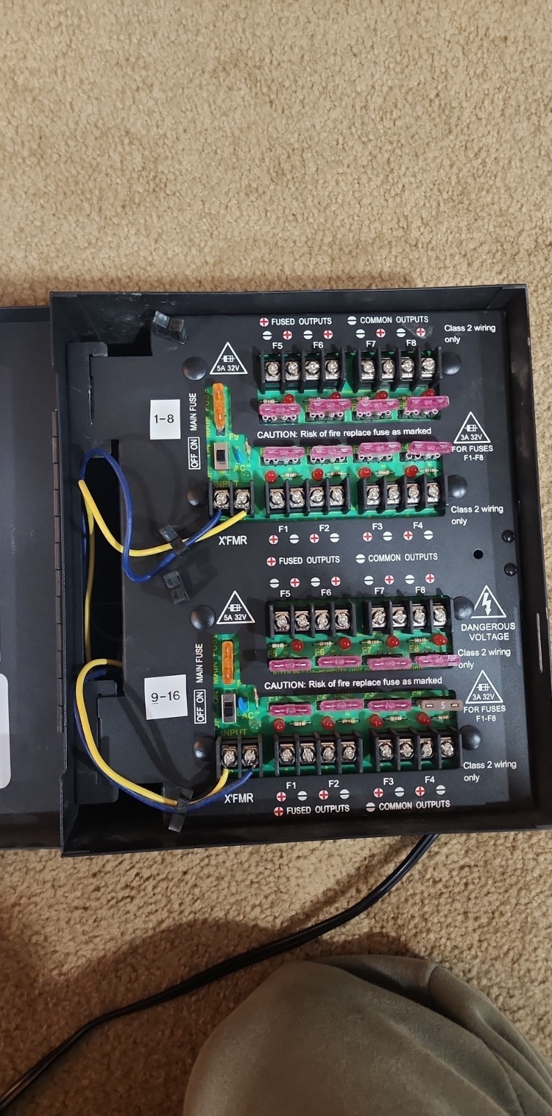 Preferred Power Products 16 Channel 24V Power Supply P3AC24-16-8L