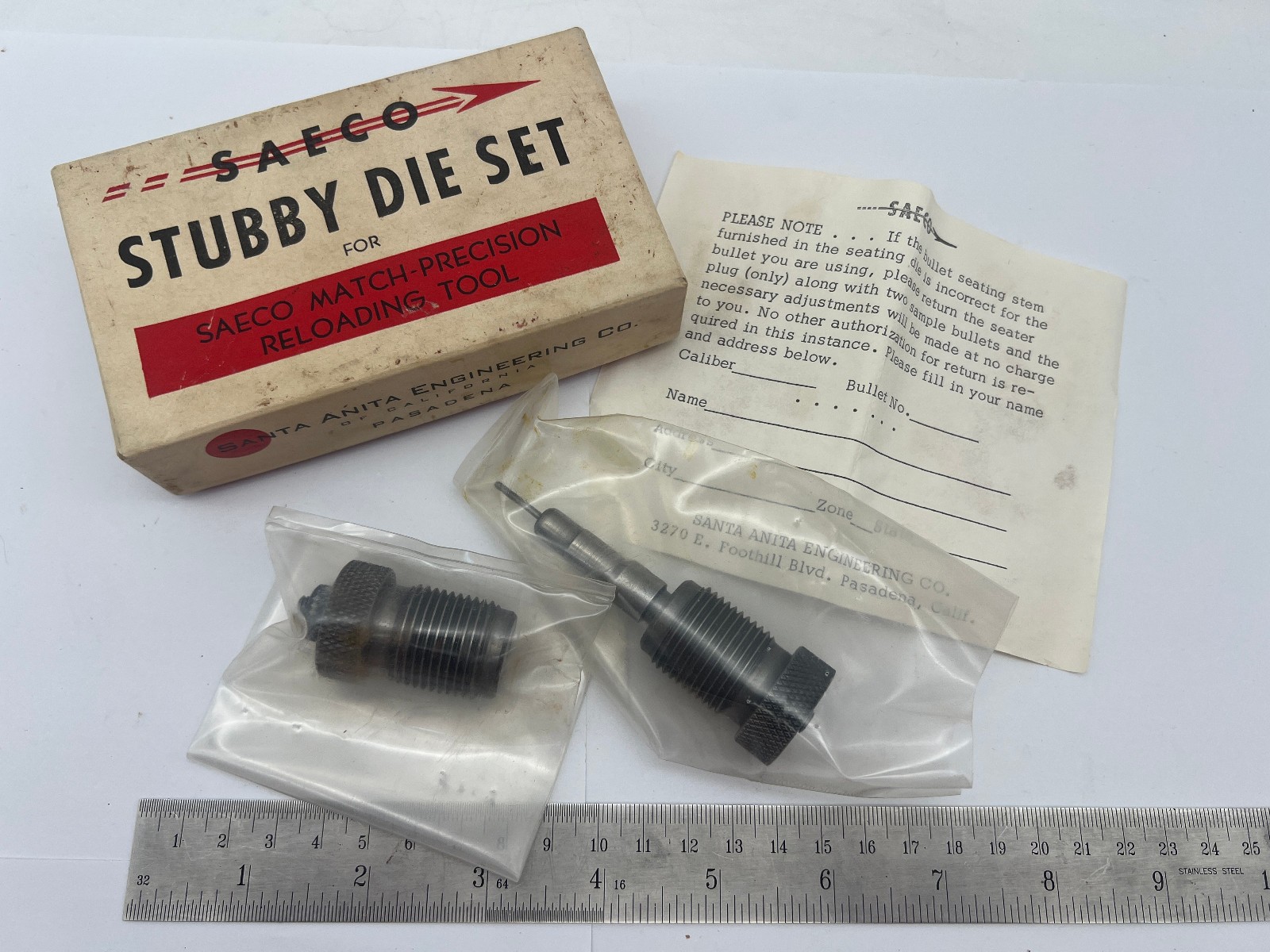 SAECO Stubby Die Set (2) Match Precision Reloading Tool .38 /357 Redding USA