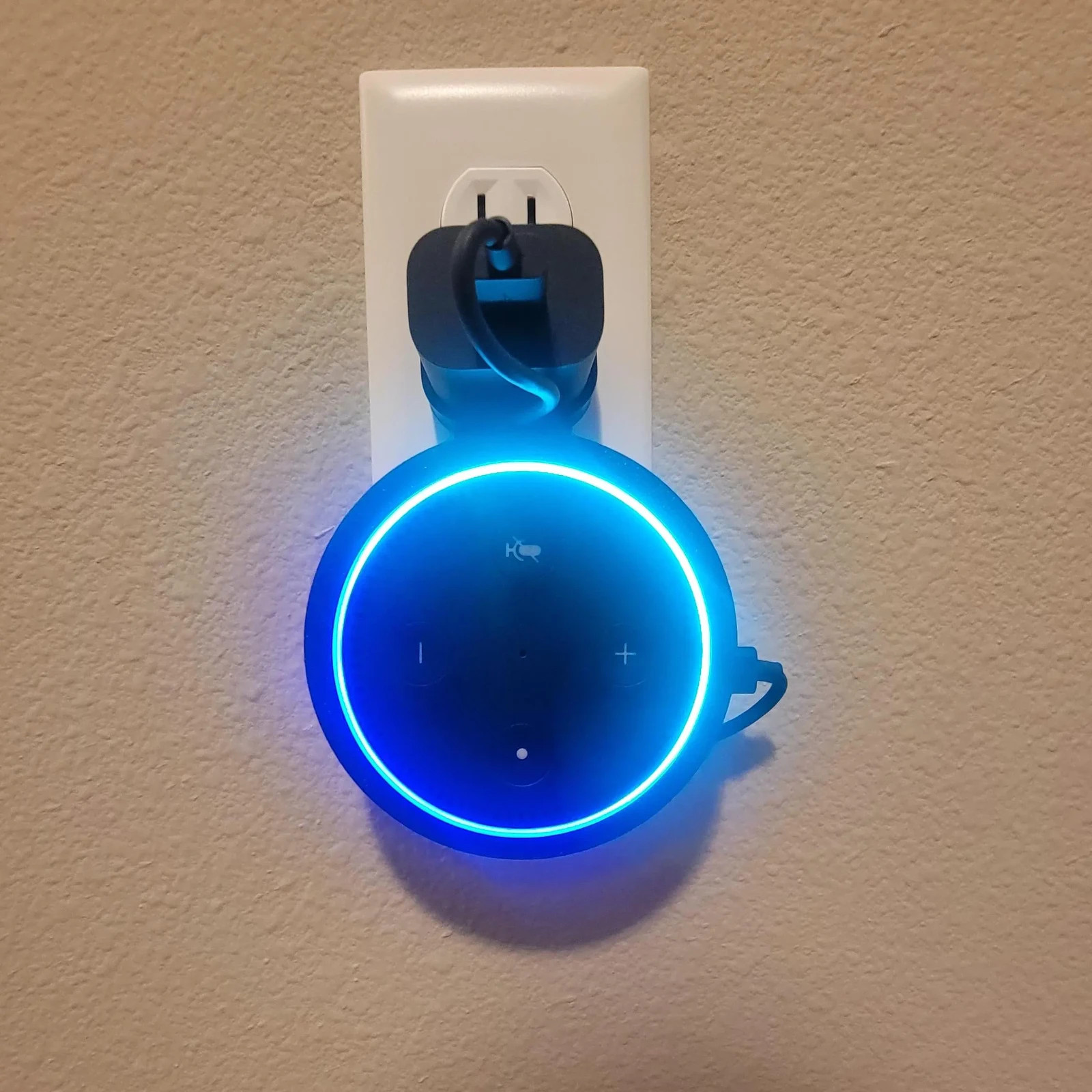 Echo Dot (2nd Gen) Outlet Mount – Wall Plug Holder, Cord Management