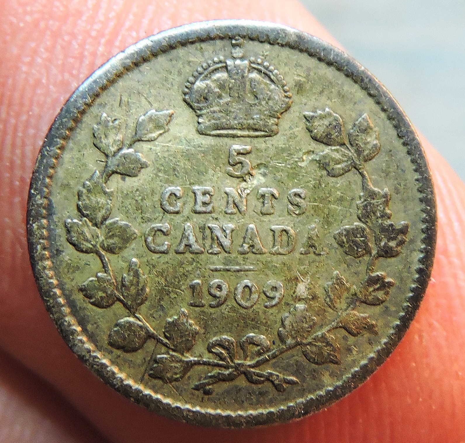 1909 Canada Silver 5 Cents Bent