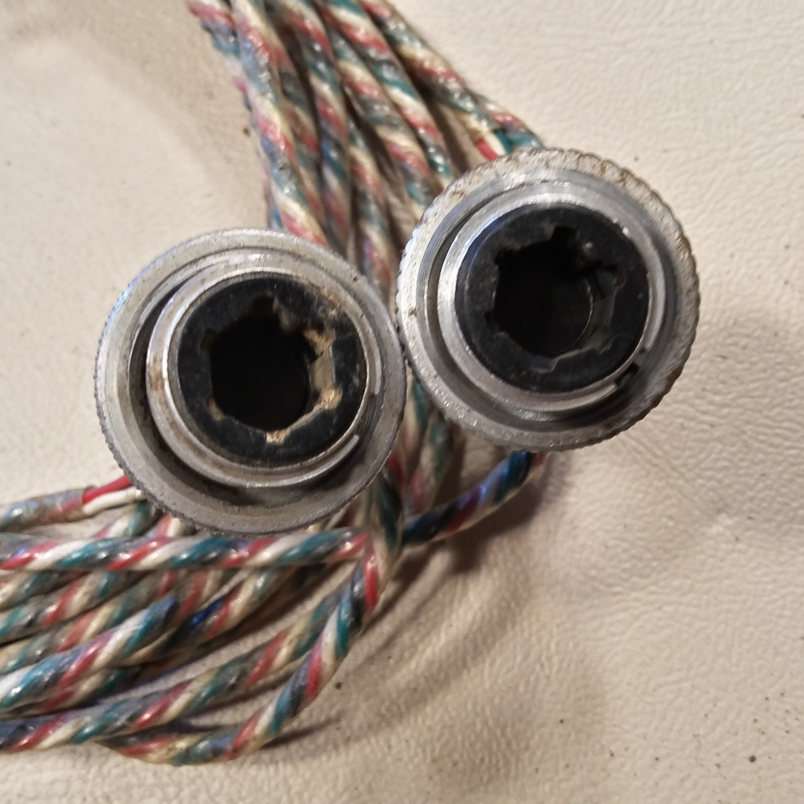 Kollsman Tachometer to Tach Generator 397G-1 Cable with connectors