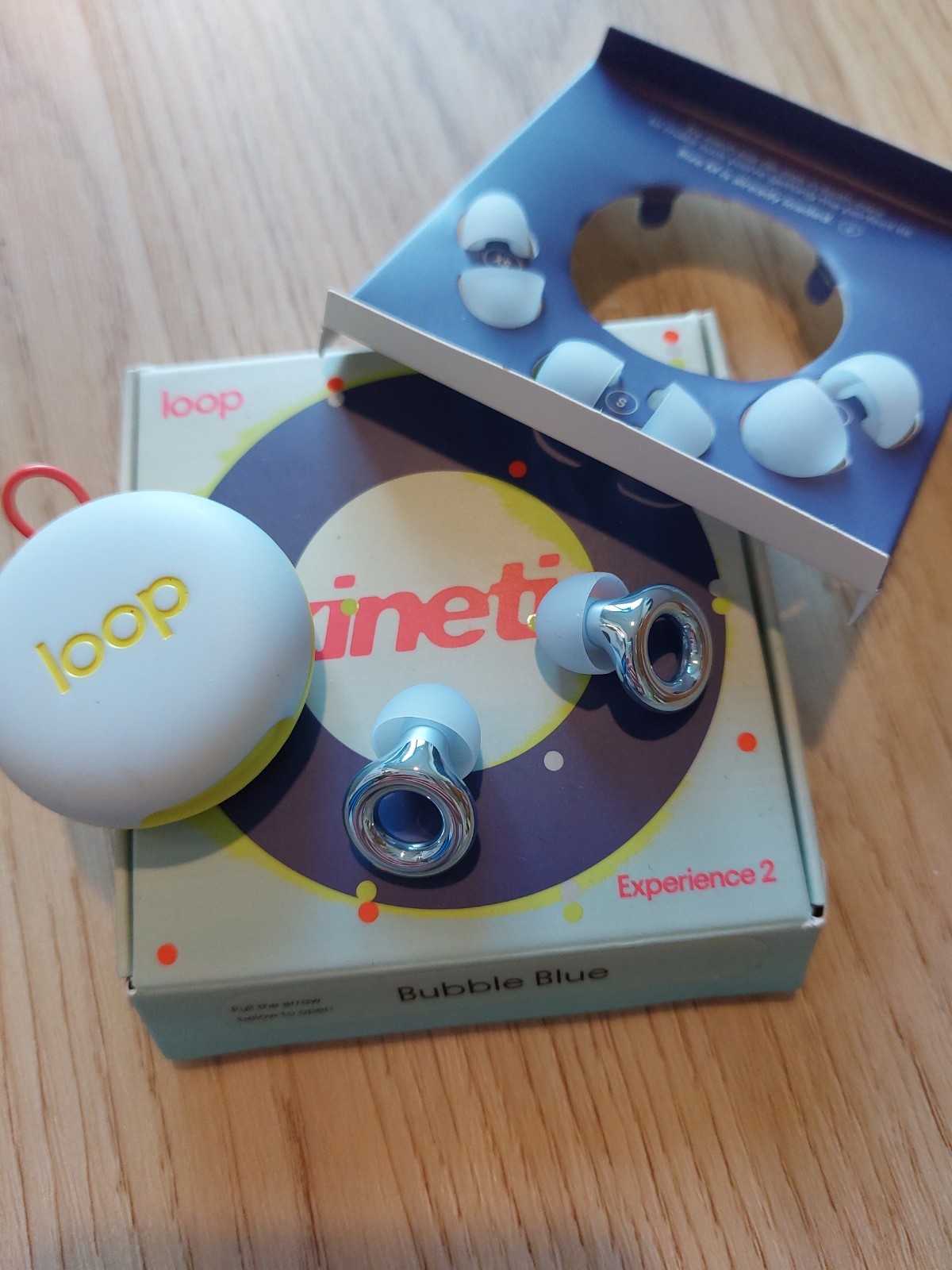 Loop Earplugs Experience Kinetic limited edition Bubble Blue noise reduction
