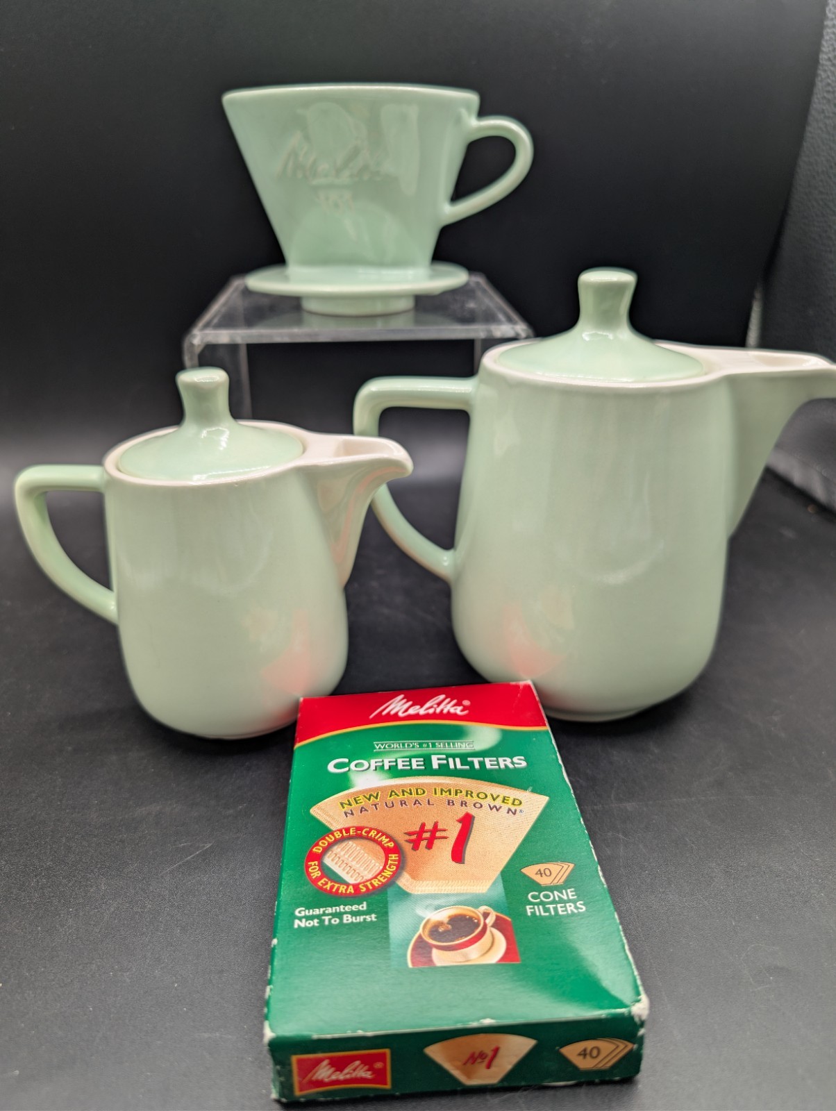 Melitta Minden PourOver Coffee Maker 2Pots 101 Cone Filters Porcelain Mint Green