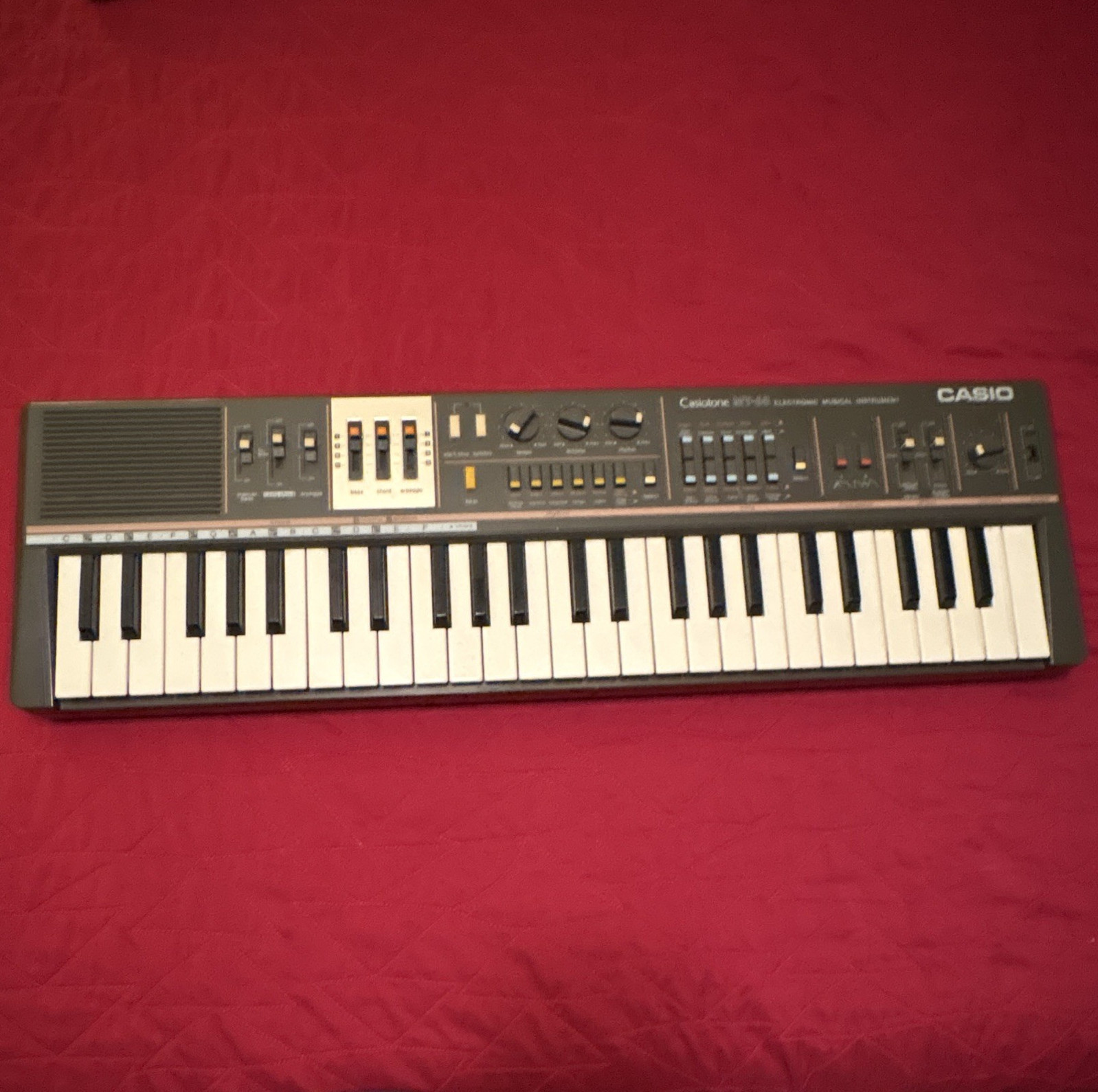 Casio Casiotone MT-68 44-Key Electronic Keyboard w/ Built-In Speaker