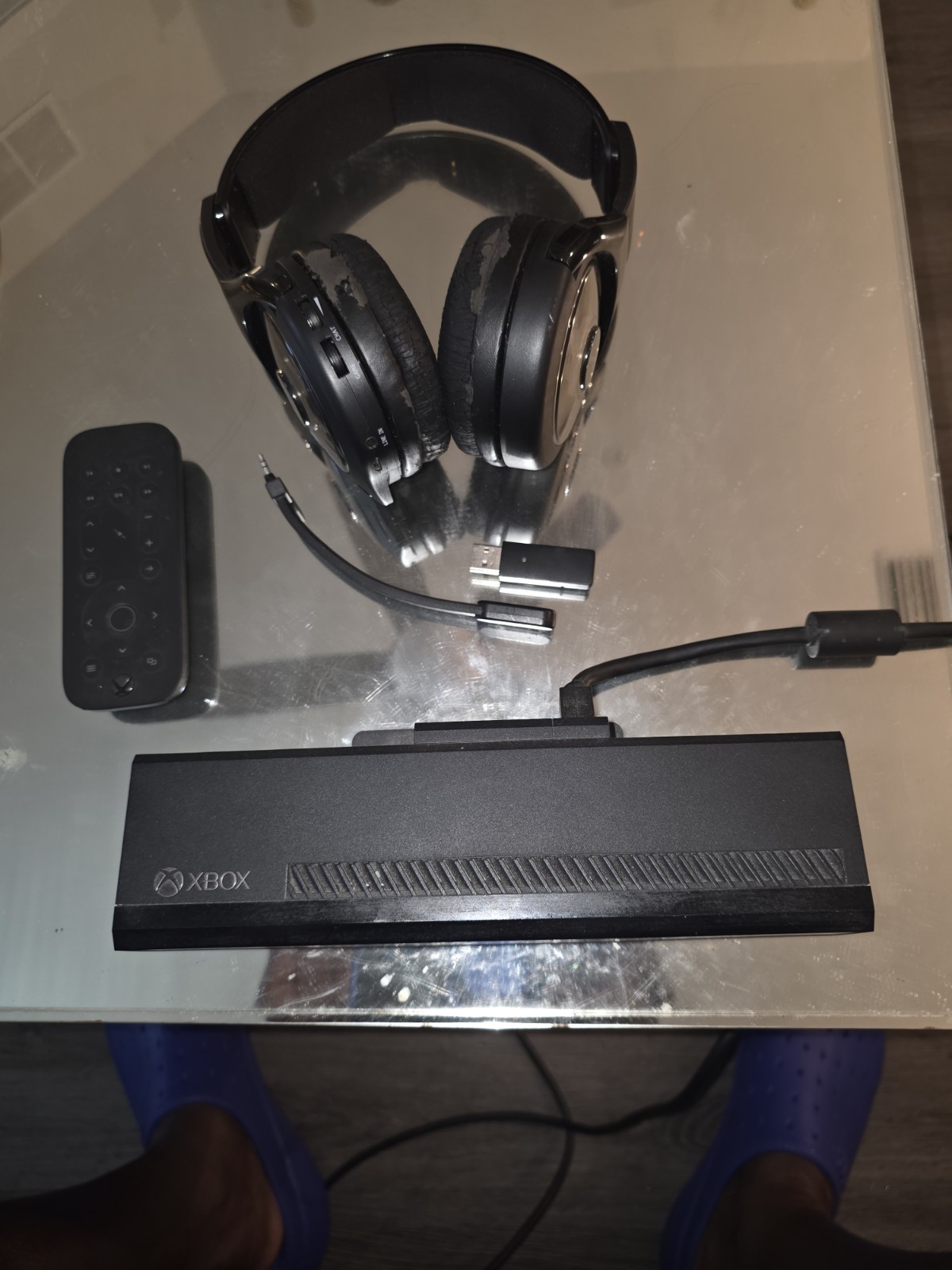 Xbox One Console Bundle with Controllers, Headset, Xbox Remote, Xbox Kinect