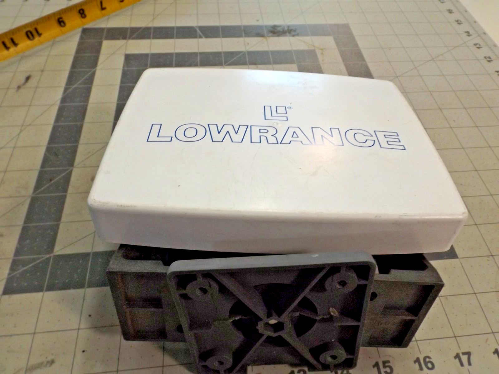 Lowrance LMS 339 c  df   Fish Finder Head Unit only fishfinder