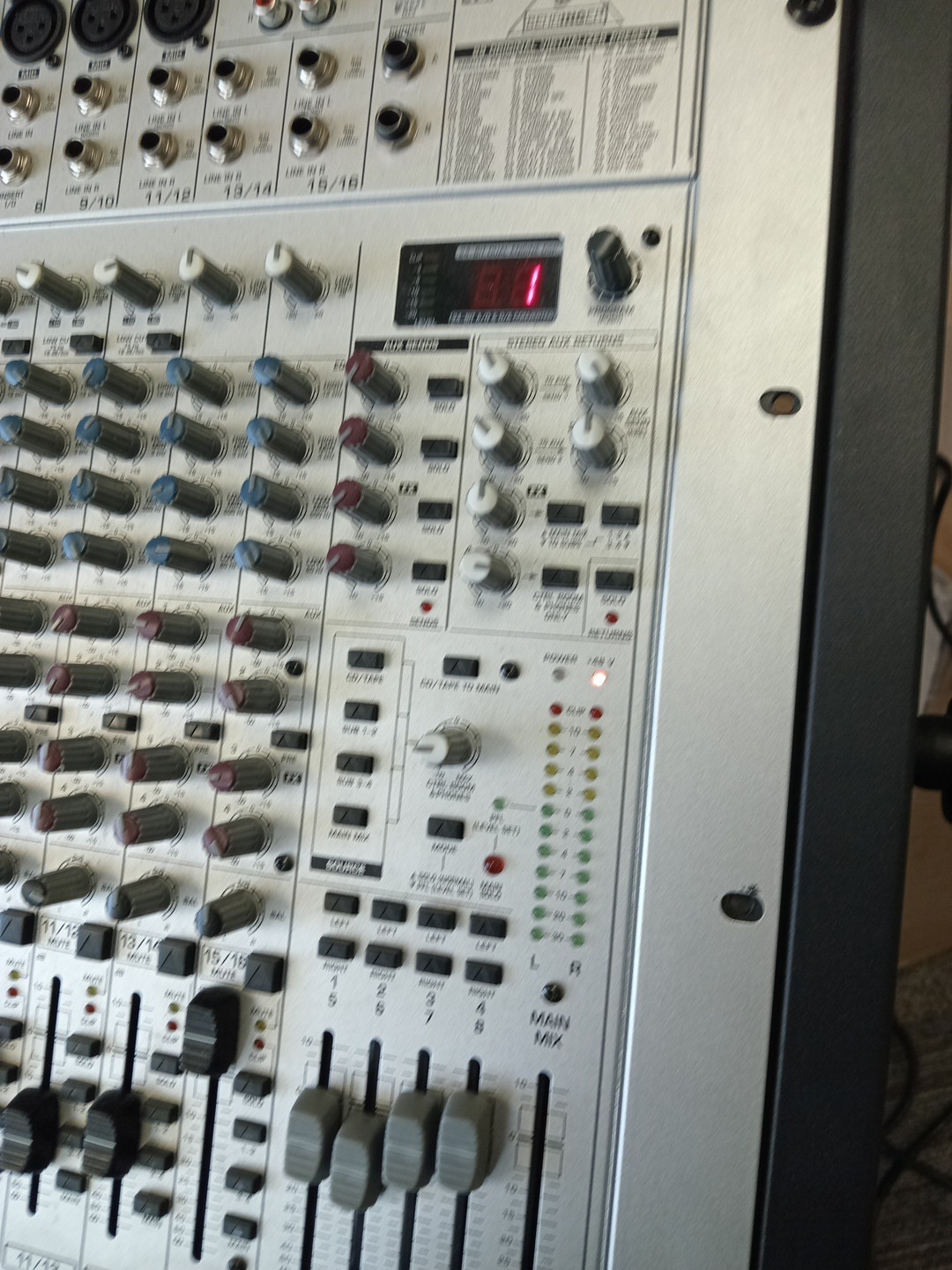 Behringer UB2442FX-PRO Mixing Console