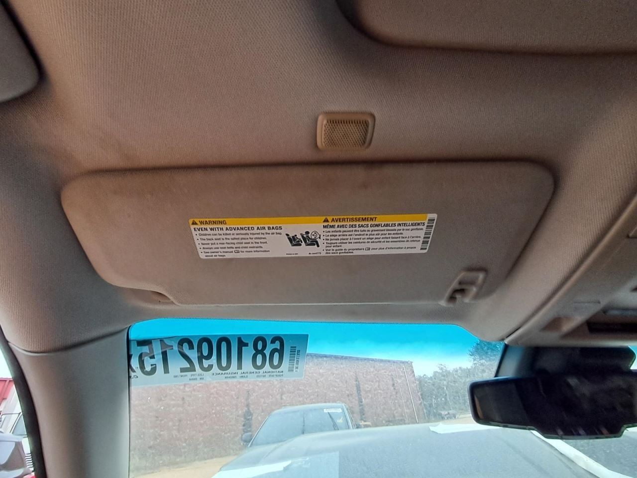 YUKONXL15 2016 Glove Box 4834620