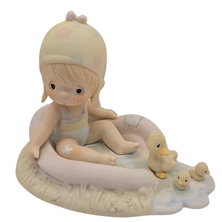 Precious Moments Porcelain Figurine 1988 "August Girl" 110078