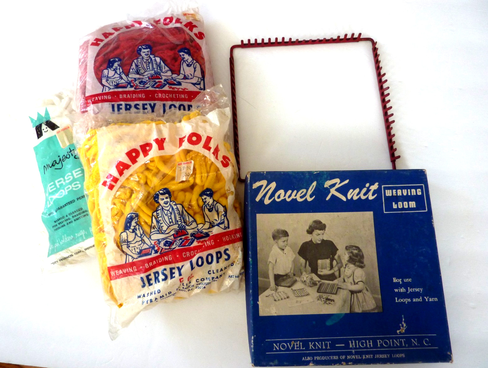 Vintage Lot of Weaving Looms (metal & plastic) with 3 Bags of Jersey Loops