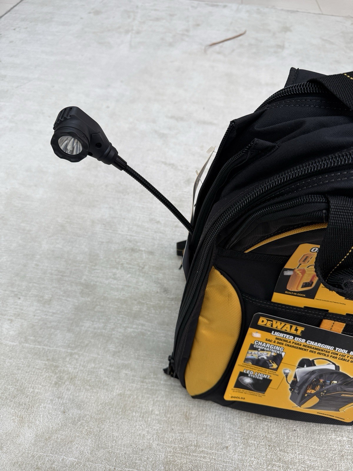 DEWALT DGCL33 33 Pockets USB Illuminated charging tool Backpack USB (INC VAT)