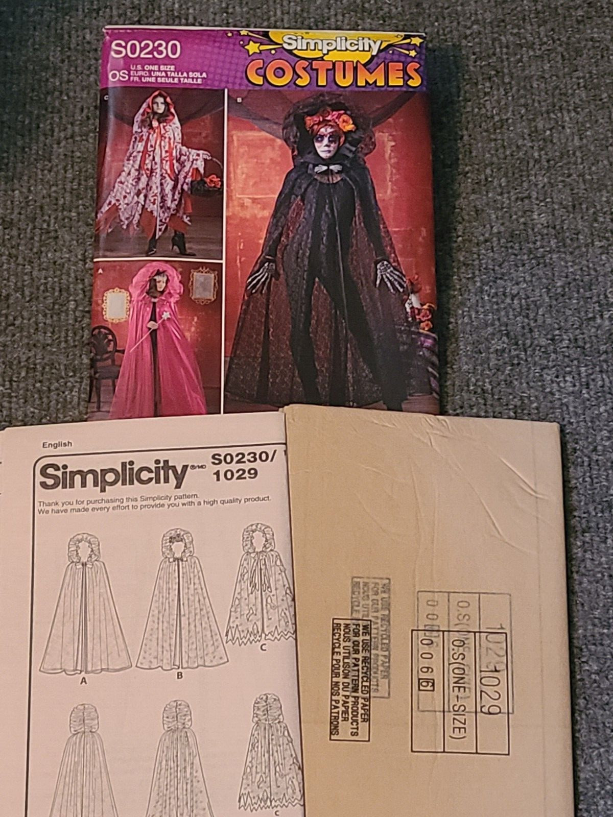 SIMPLICITY PATTERN 1029 CAPES COSTUME ONE SIZE FITS ALL UN-CUT