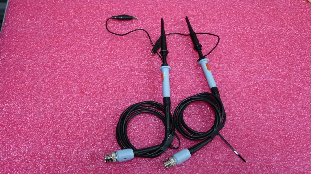 Lot of 2  National Instruments SP200B Oscilloscope Probes