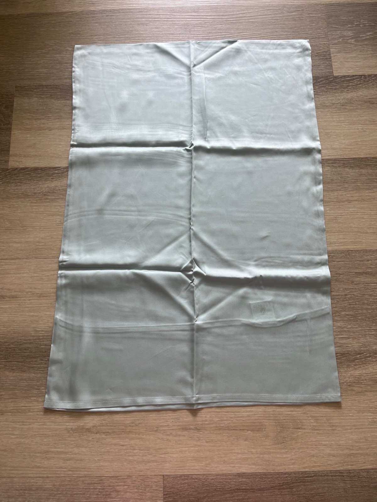 Tencel Queen Sheets Set 5pc Light Green Deep Fitted Luxuriously Soft