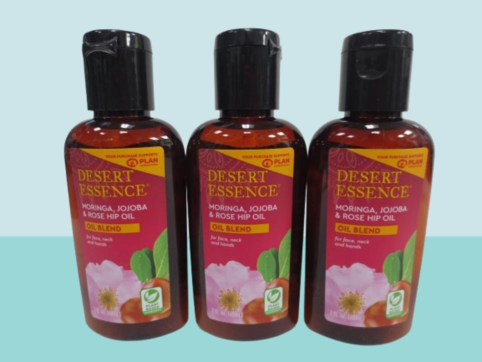 DESERT ESSENCE OIL BLEND WITH MORINGA, JOJOBA & ROSE HIP OIL  2 OZ NWOB LOT OF 3
