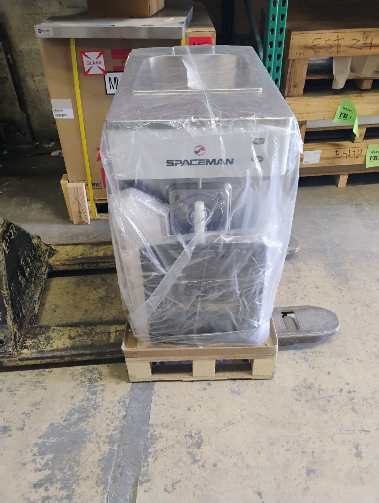 6690C SPACEMAN FROZEN DRINK MACHINE FREIGHT 585.00