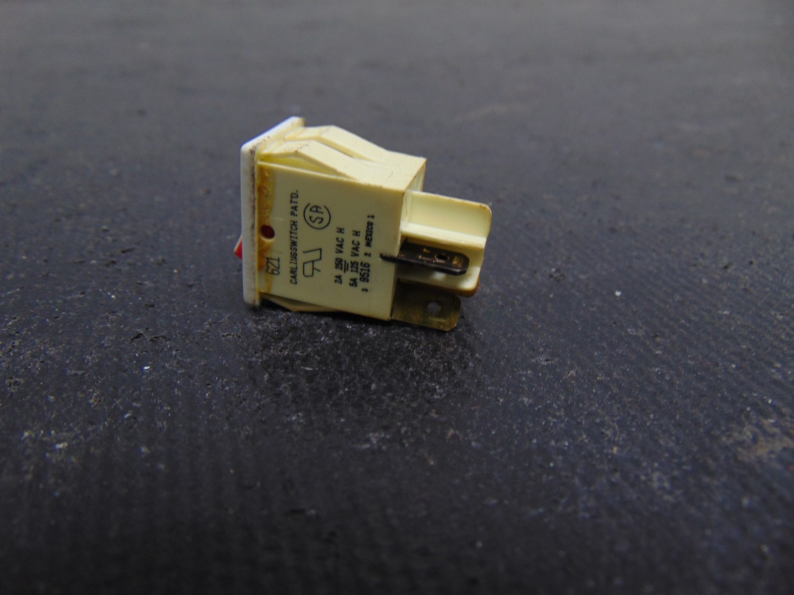Whirlpool Range RF375PXDQ0 Rocker Switch 3182718