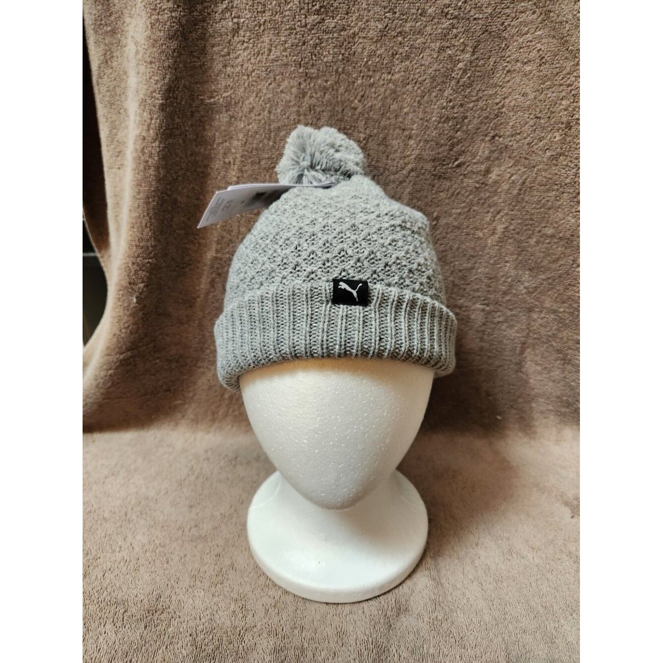 PUMA Gray Pom Pom Knit Hat - One Size - NEW NWT