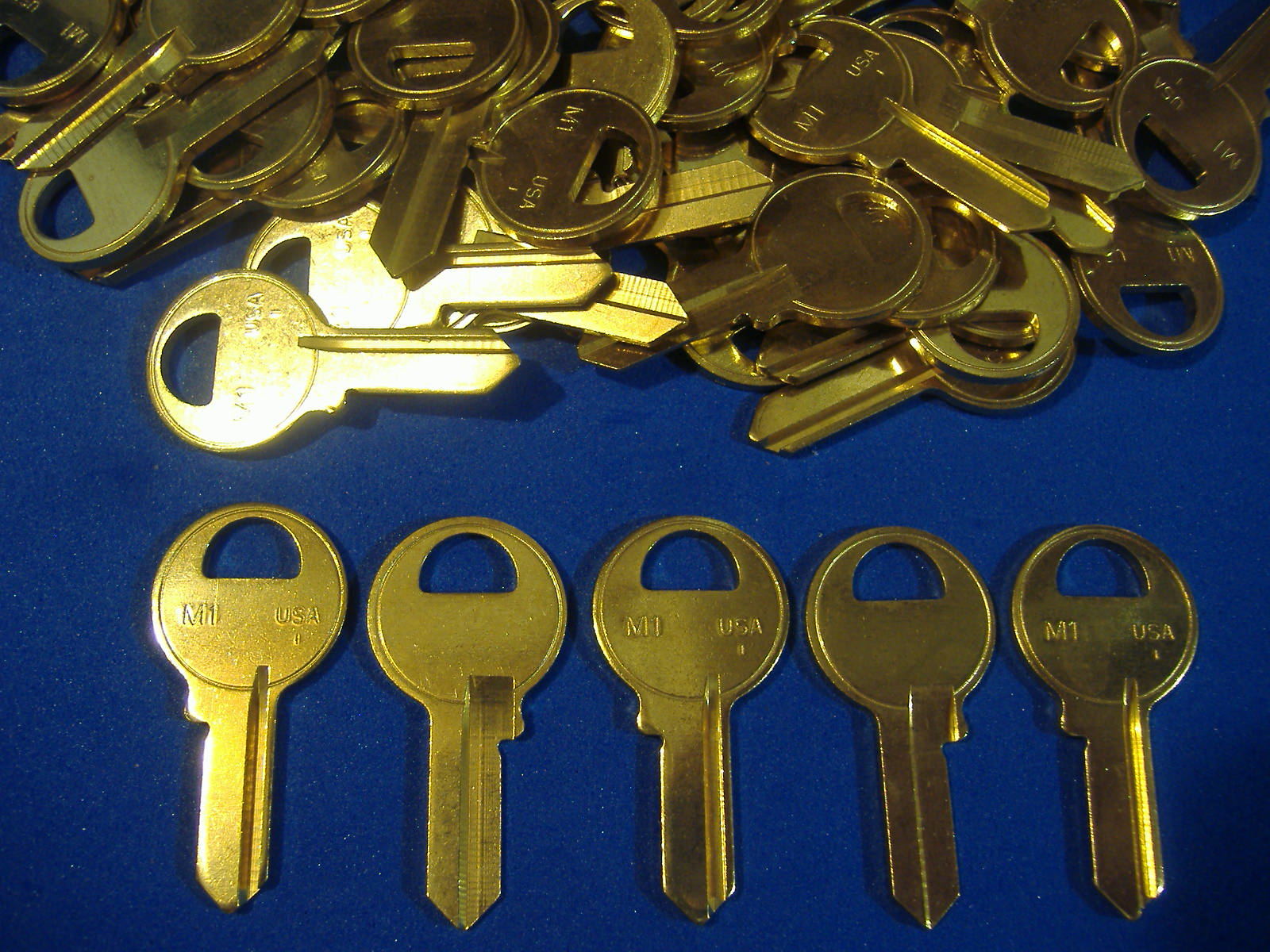 LOT OF FIFTY LOCKSMITH M1 KEY BLANKS FITS MASTER BRASS  MADE IN USA FREE SHIP