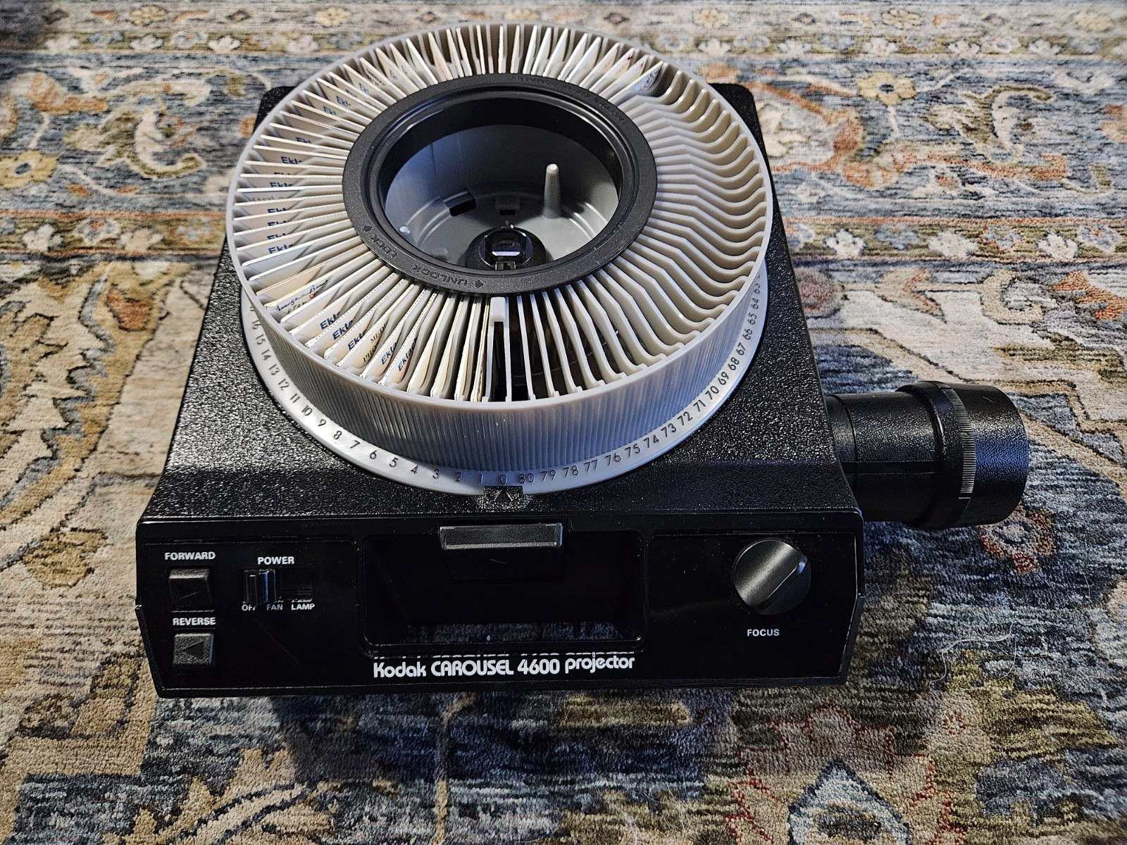 Kodak Carousel 4600 Projector - W/ Slide Tray, Remotes, Leather Case, Extra Bulb