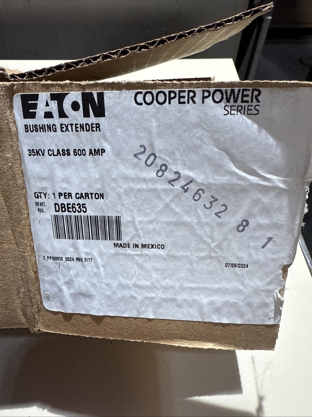 Cooper Power SYSTEMS Bushing Extender 35KV 600A DBE635 new in box
