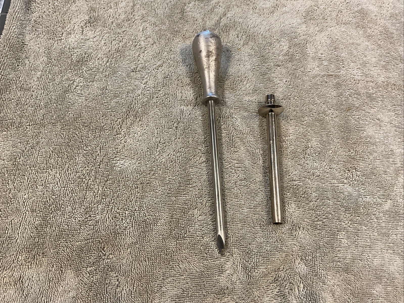Vintage Veterinarian Bloat Release Tool