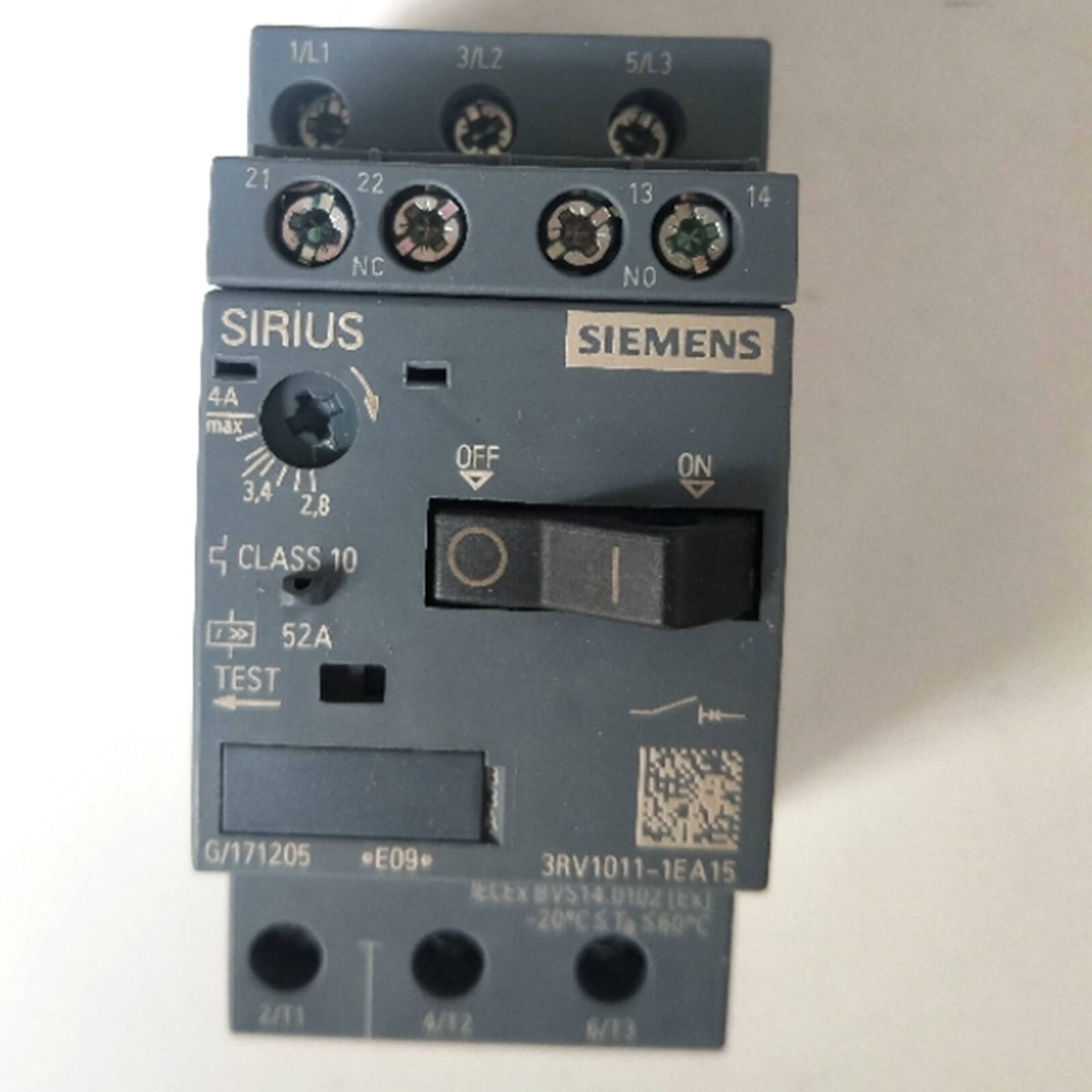 NEW SIEMENS 3RV1011-1EA15 Motor Circuit Breaker