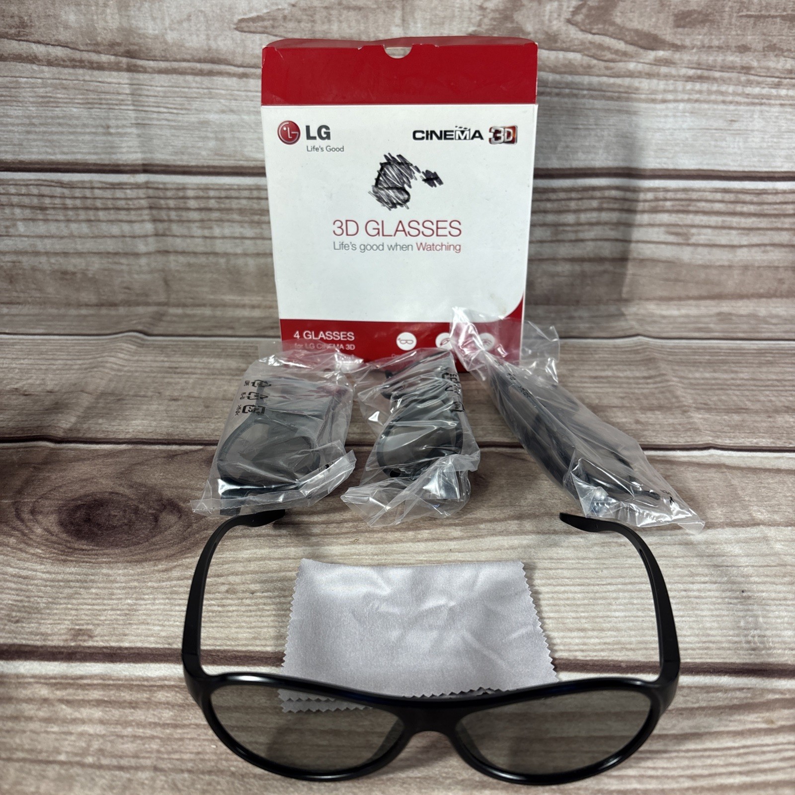 2012 LG 3D Glasses Cinema 3D 3 New, 1 Preowned