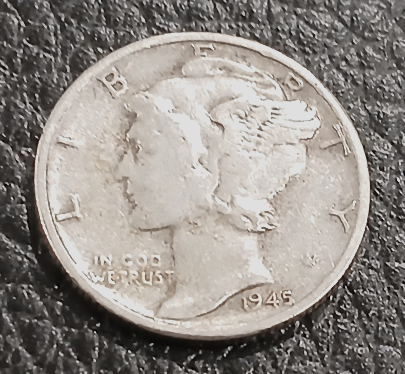 1945-P Mercury US Dime No Mark 90% Silver Circulated Collectible Free Shipping
