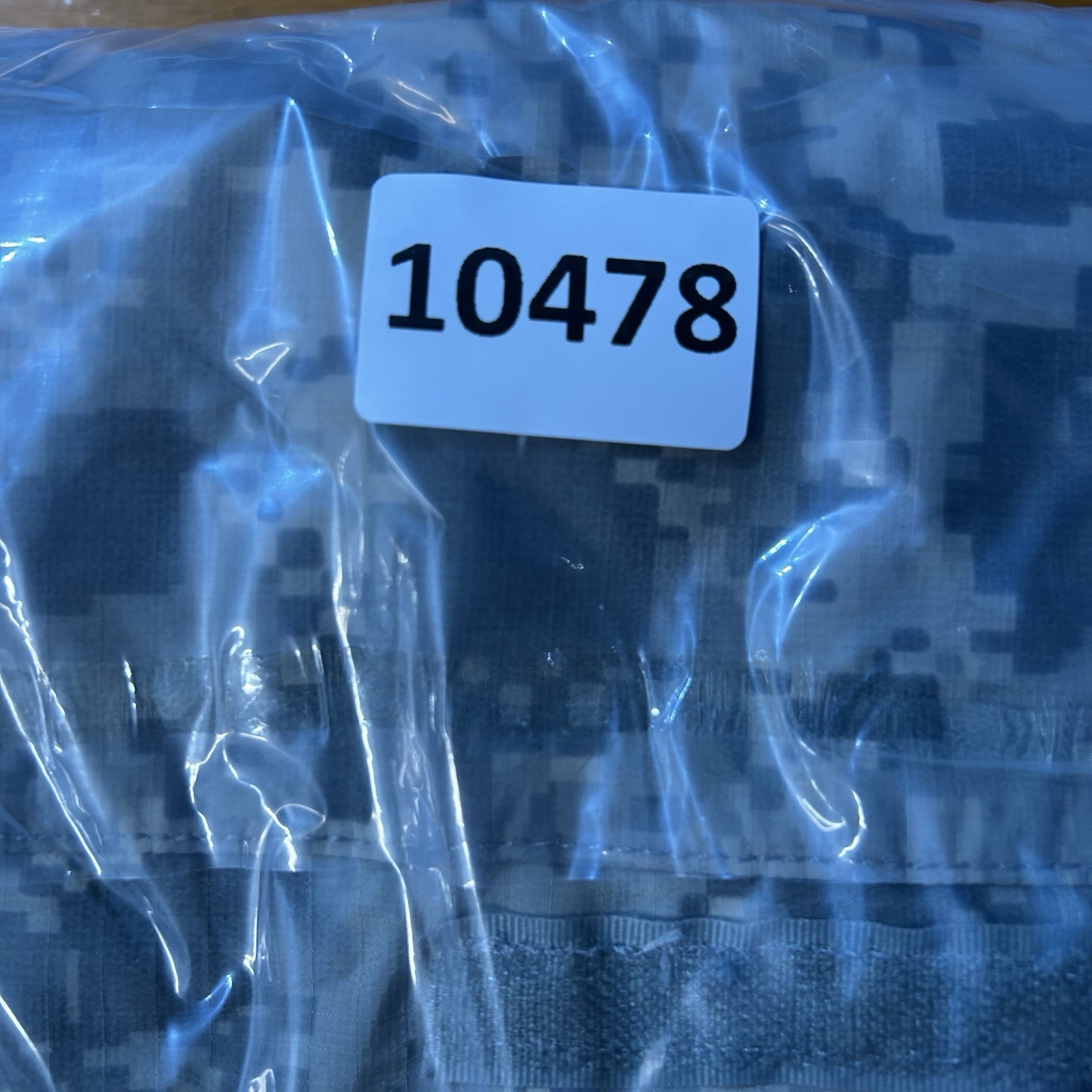 Military Jacket Medium Extreme Cold Wet Weather Gen III Layer 6 Universal Camo