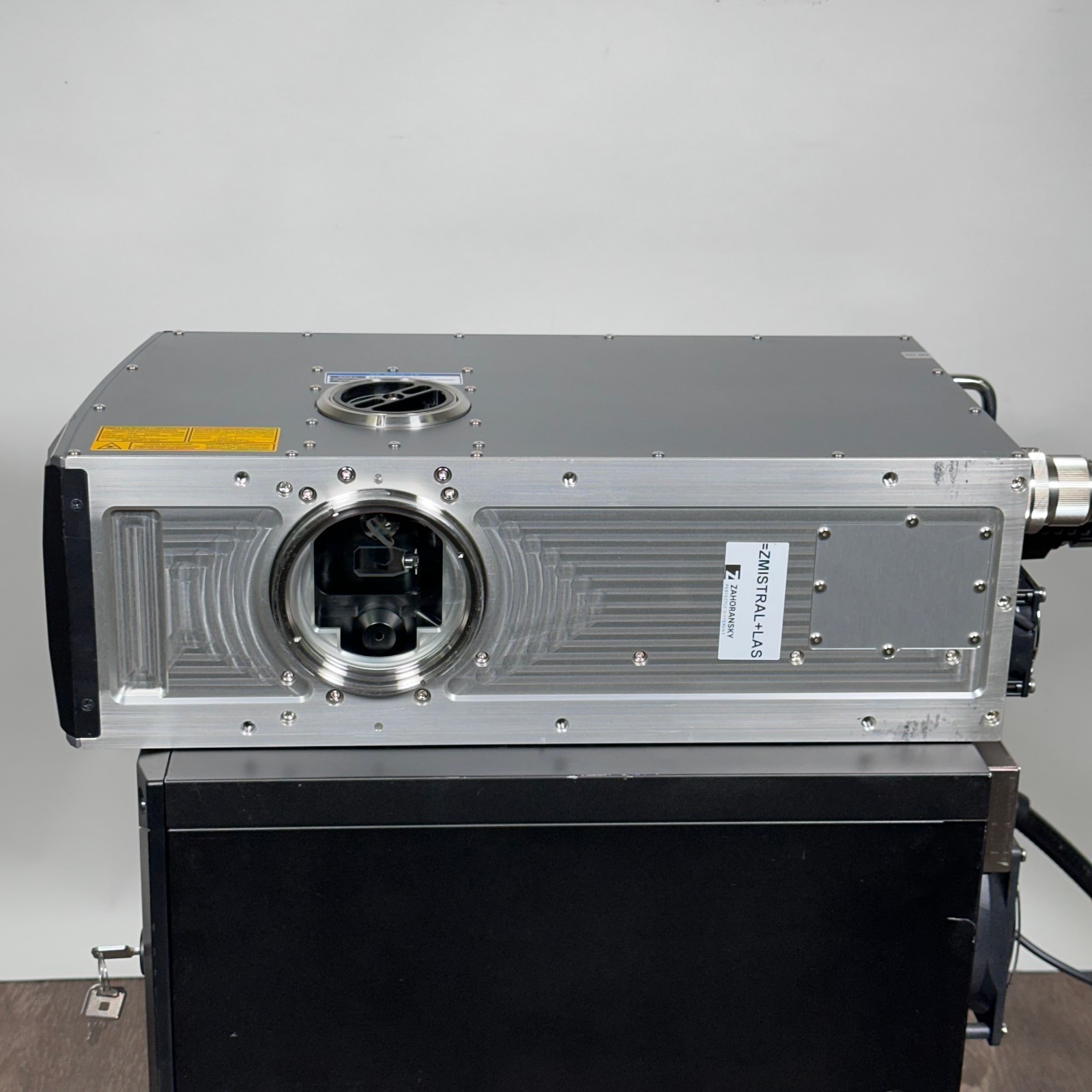 Keyence MD-U1000C 3-Axis UV Laser Marker 2020 Complete System w/ Controller Keys
