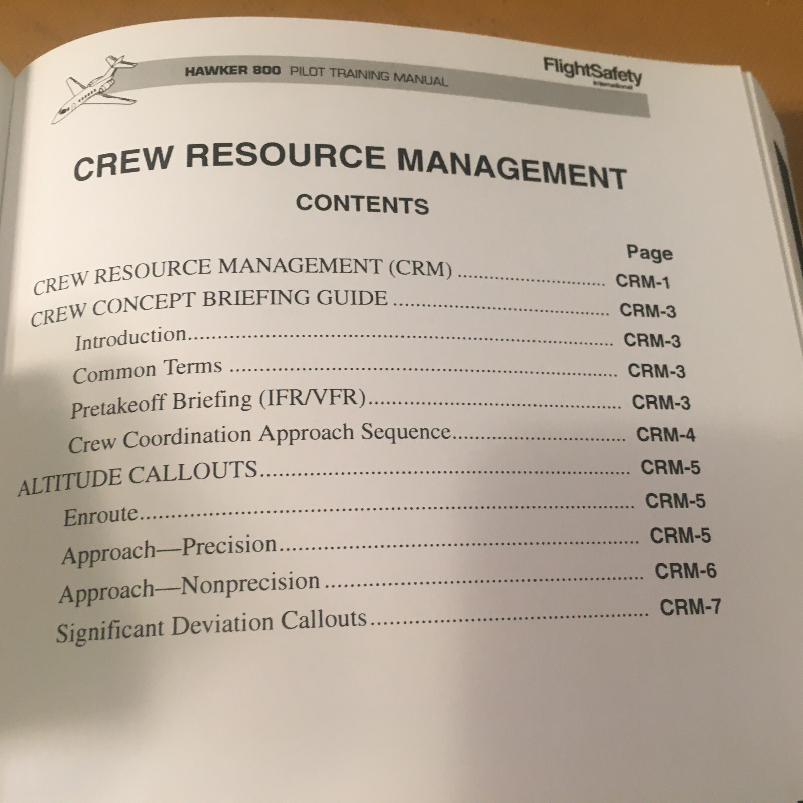 Hawker 800 Pilot Training Manual, Vol. 1, Operational Information