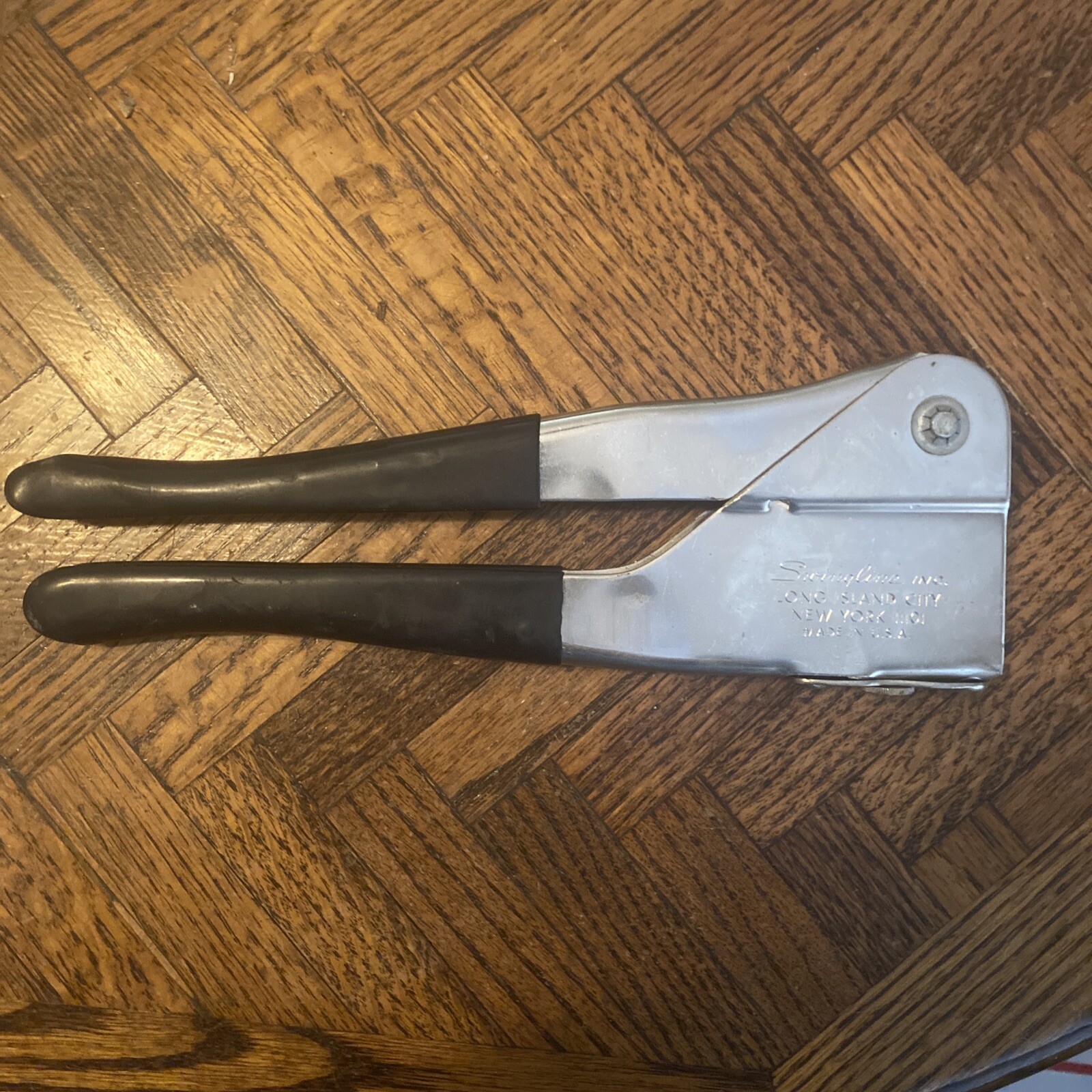swingline riveter