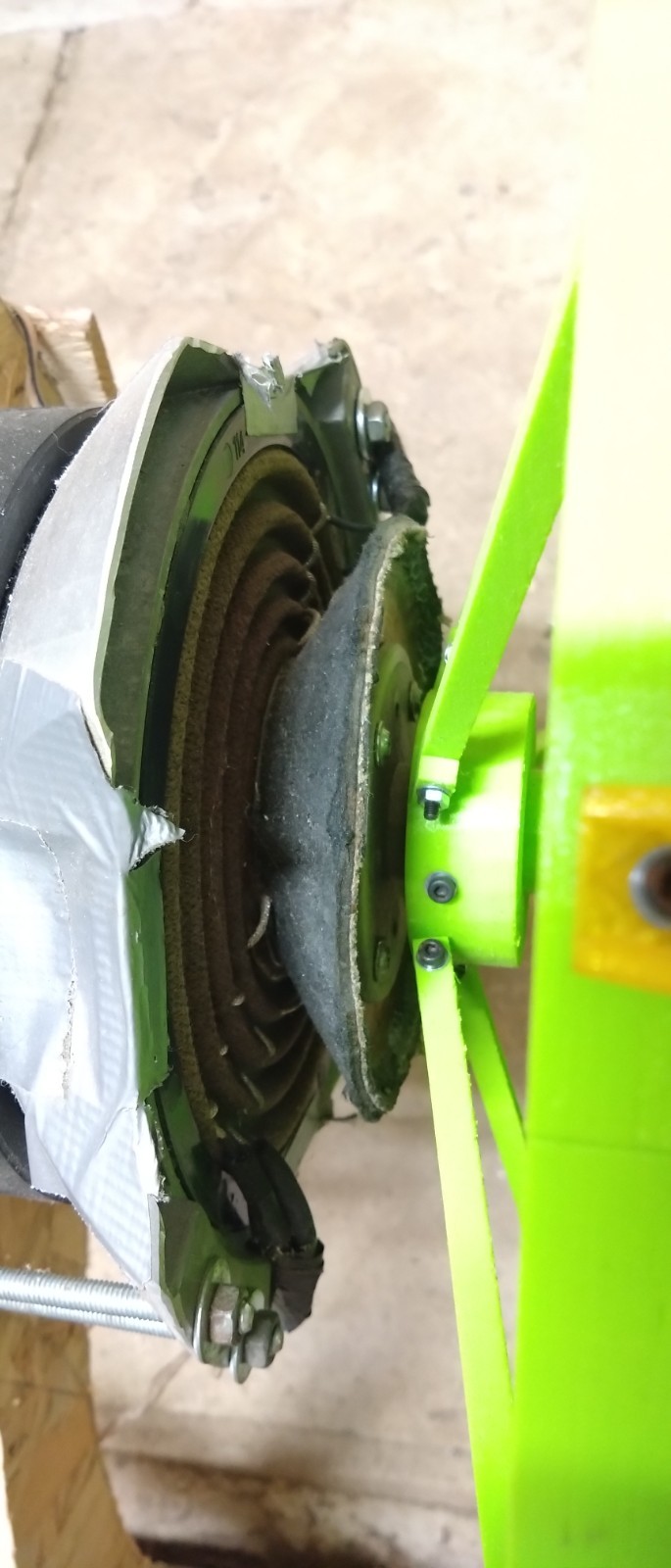 Rotary woofer / infrasound generator