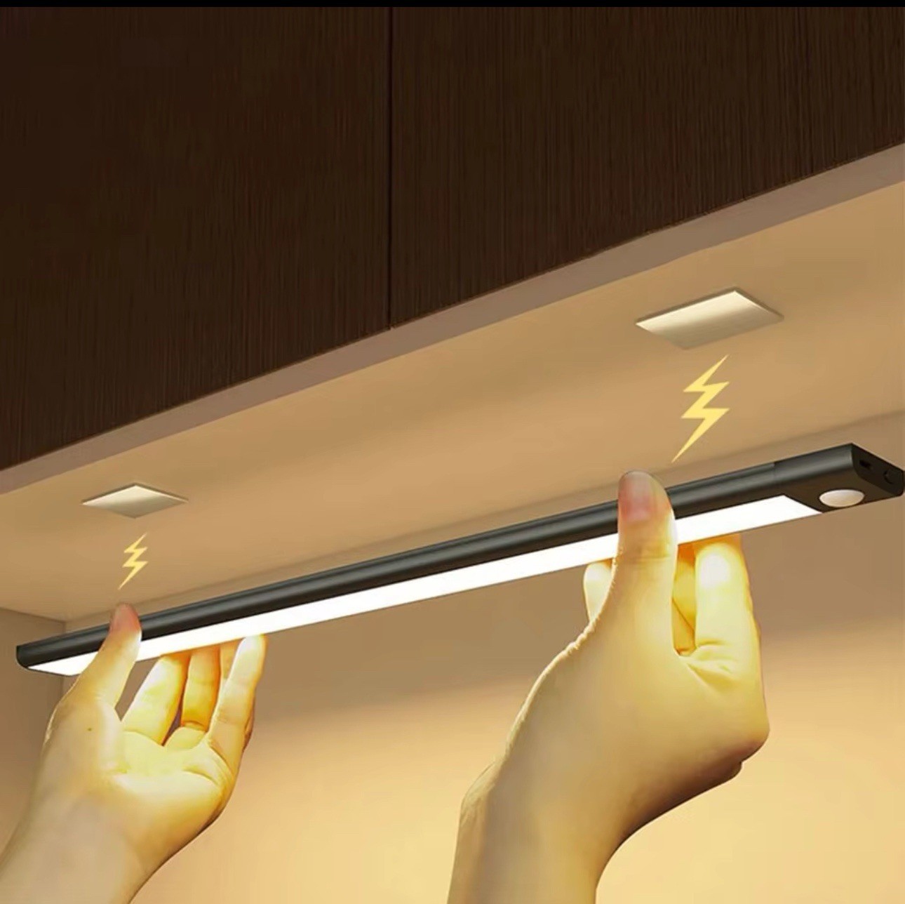 LED Motion Sensor USB Rechargeable Wireless PIR Strip Light Cabinet Closet Lamp