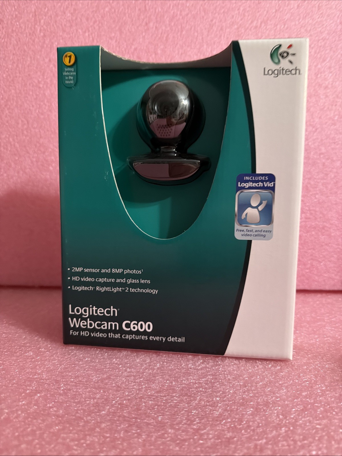 LOGITECH C600 2MP SENSOR 8MP PHOTOS, 720HD, GLASS LENS WEBCAM-BRAND NEW! SEALED