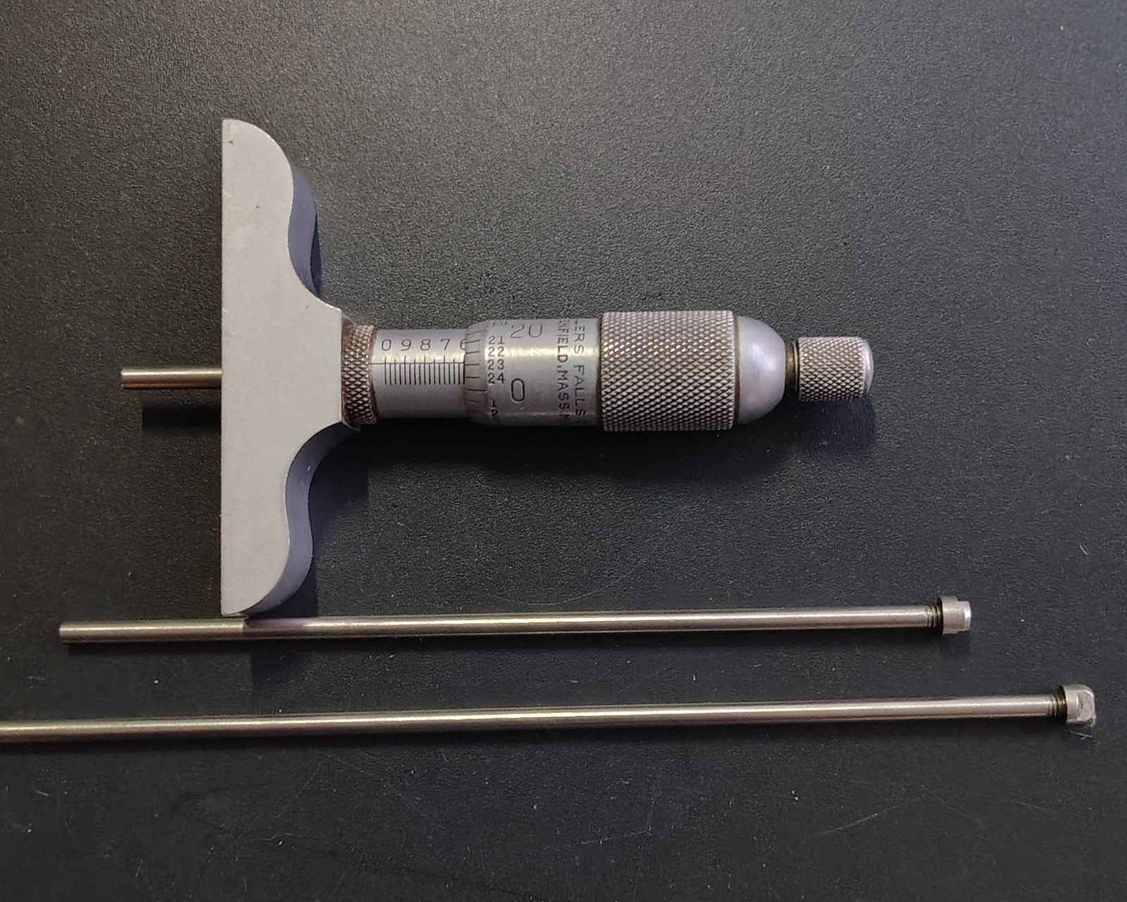 🗽 VINTAGE MILLERS FALLS 0-3" DEPTH MICROMETER MACHINIST/ TOOLMAKER